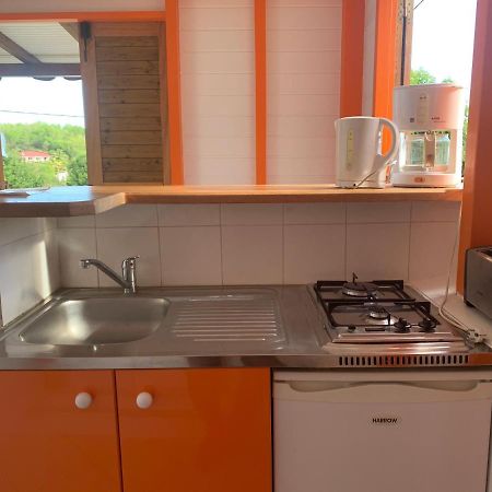 Bungalow Les Cerisiers Bouillante Exteriör bild