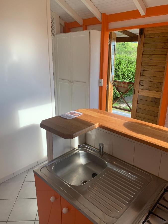 Bungalow Les Cerisiers Bouillante Exteriör bild